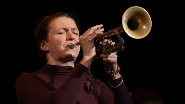 Suzan Veneman @ Observant 2027-01-06