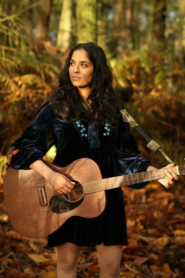 Aayushi @ Paper Dress Vintage 2026-11-11