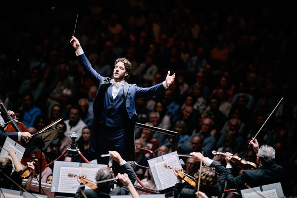 Nederlands Philharmonisch Lorenzo Viotti dirigent @ TivoliVredenburg 2027-05-09