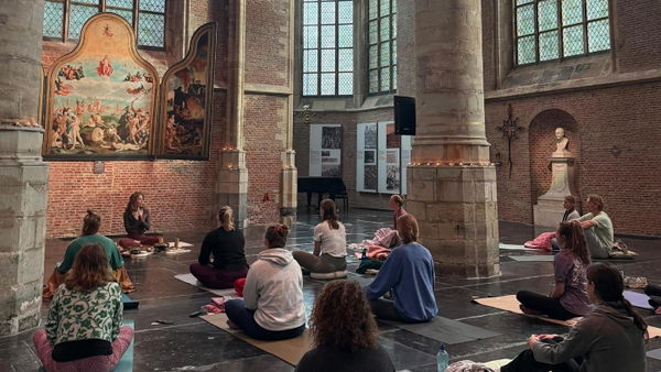 Op het Matje – Yoga in de Pieterskerk Leiden @ Pieterskerk 2026-09-17