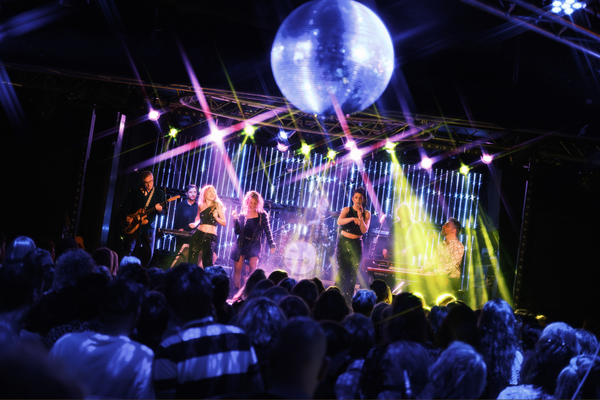 Gimme! Gimme! Gimme! @ EM2 VENUE 2026-11-14