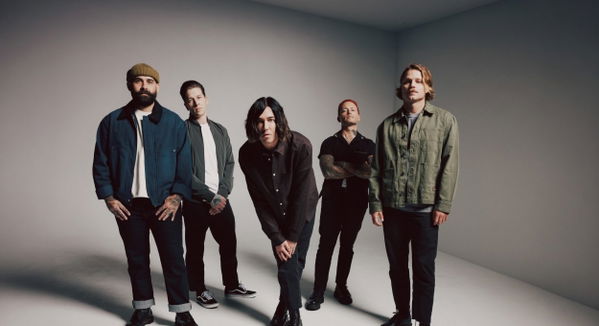 Sleeping With Sirens @ 013 Poppodium 2027-02-28