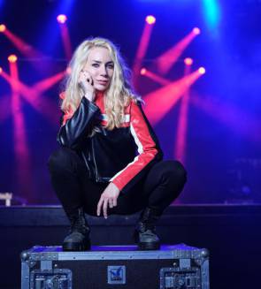 Vanja Sky