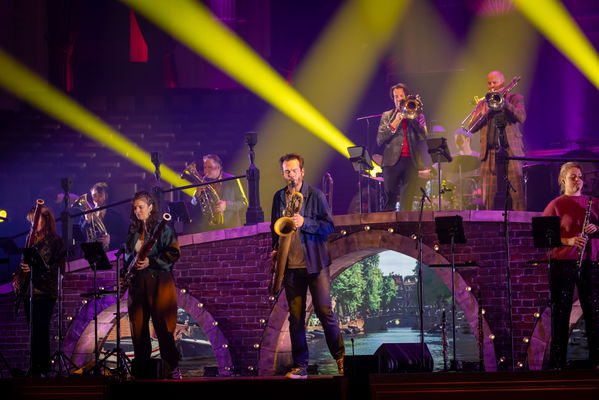 Nederlands Blazers Ensemble Gastartiesten @ TivoliVredenburg 2027-01-16