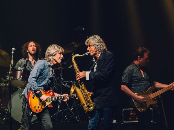 The Dire Straits Experience @ De Bonte Wever 2027-05-06