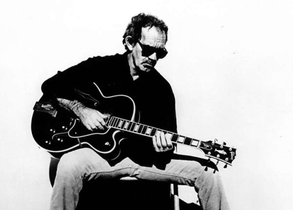 Mike Visser @ Cafe De Hip 2027-01-21