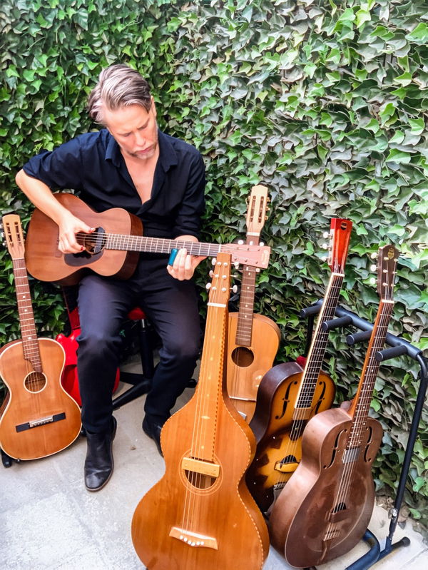 Guy Verlinde @ Acoustic Alley 2027-02-12