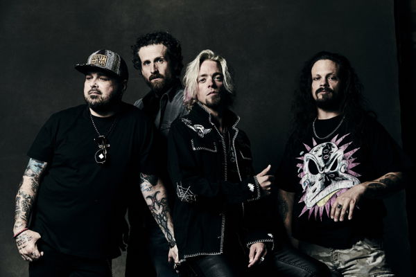 Black Stone Cherry – Special Guests: 10 YEARS