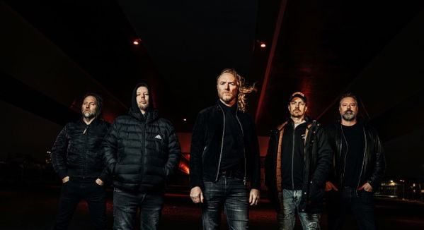 The Halo Effect @ 013 Poppodium 2027-02-21