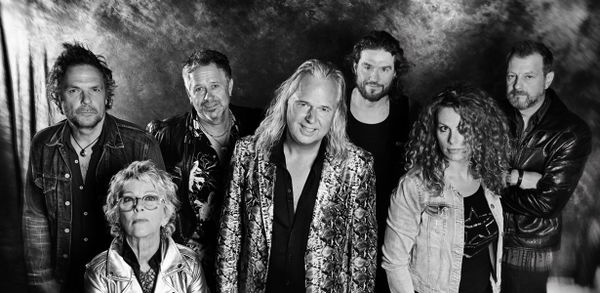 Erwin Nyhoff & The Prodigal Sons @ Podium FLUOR 2027-02-18