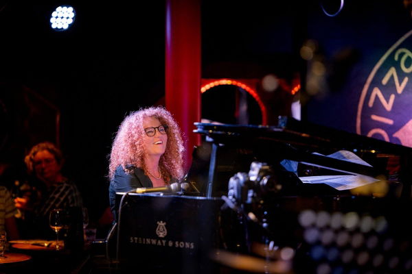 Janette Mason @ Live At Zédel 2026-12-18