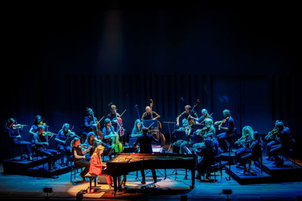 Iris Hond @ TivoliVredenburg 2026-11-18