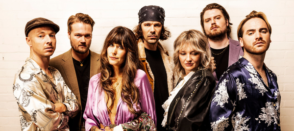 Fleetwood Mac: 50 Years of Rumours - The Cosmic Carnival