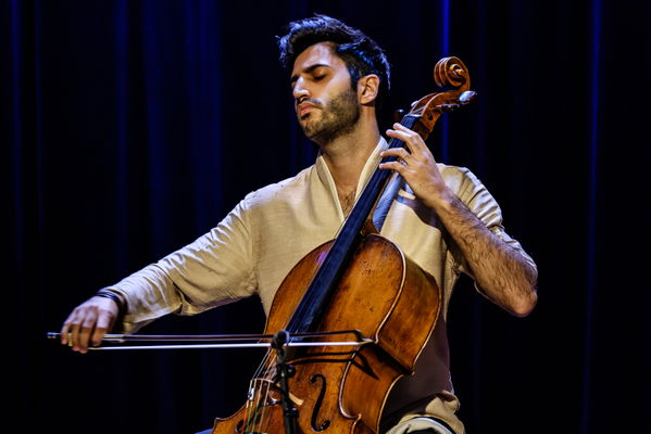 Nicolas Altstaedt @ Muziekgebouw aan 't IJ 2026-11-01