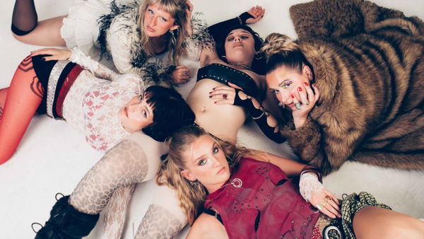 Girl Group @ Cinetol 2026-09-23