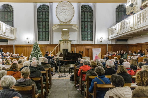 Lutherse kerk Timothy Ridout altviool Nikola Meeuwsen piano
Domkerk Nationaal Gemengd Jeugdkoor
Geertekerk Janine Janse